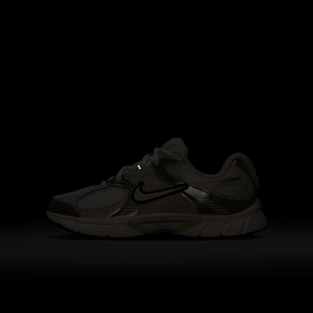 V5 RNR Lifestyle Shoes - Image 9