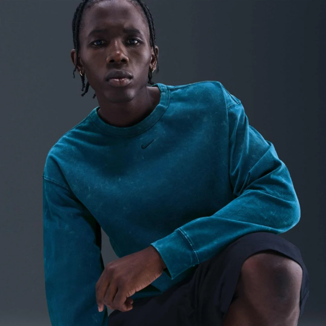 Sportswear Long-Sleeve Heavyweight Washed T-Shirt - Image 2