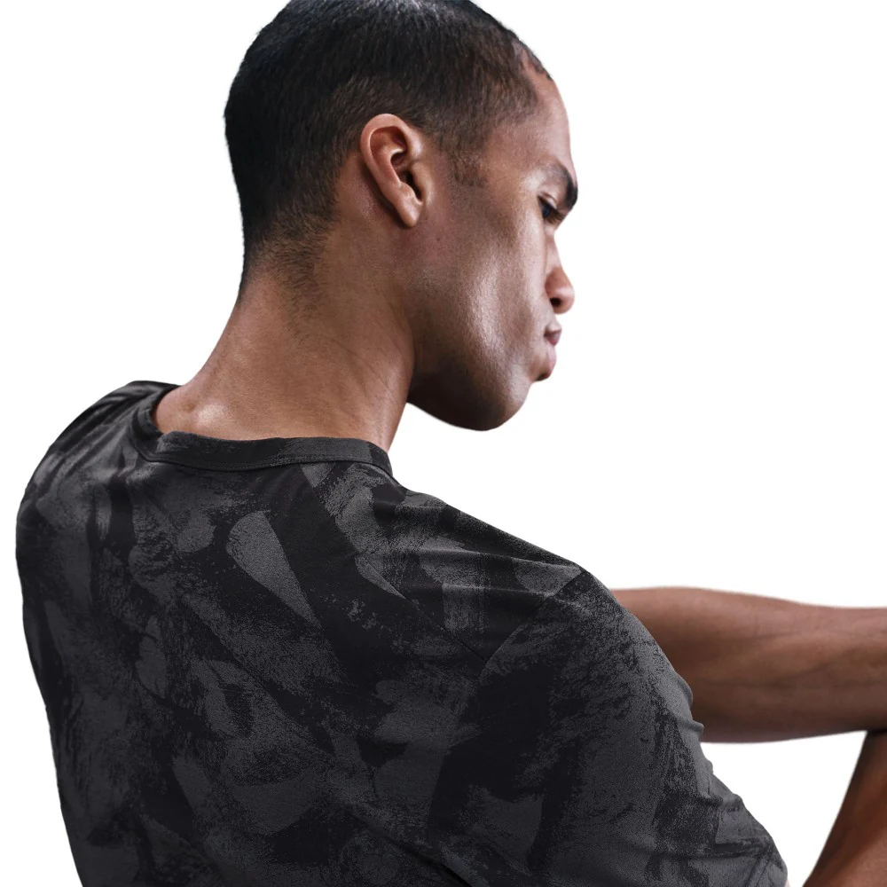 M Nk Df Uv Hyverse Ss Top Prin (Consumer Facing Name Tbd) - Image 3