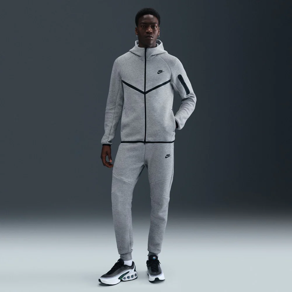 Tech Fleece Joggers - Image 25