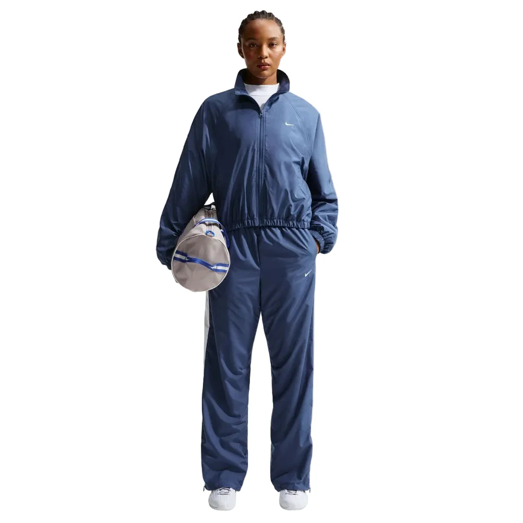 Sportswear Classic Mid-Rise Pants