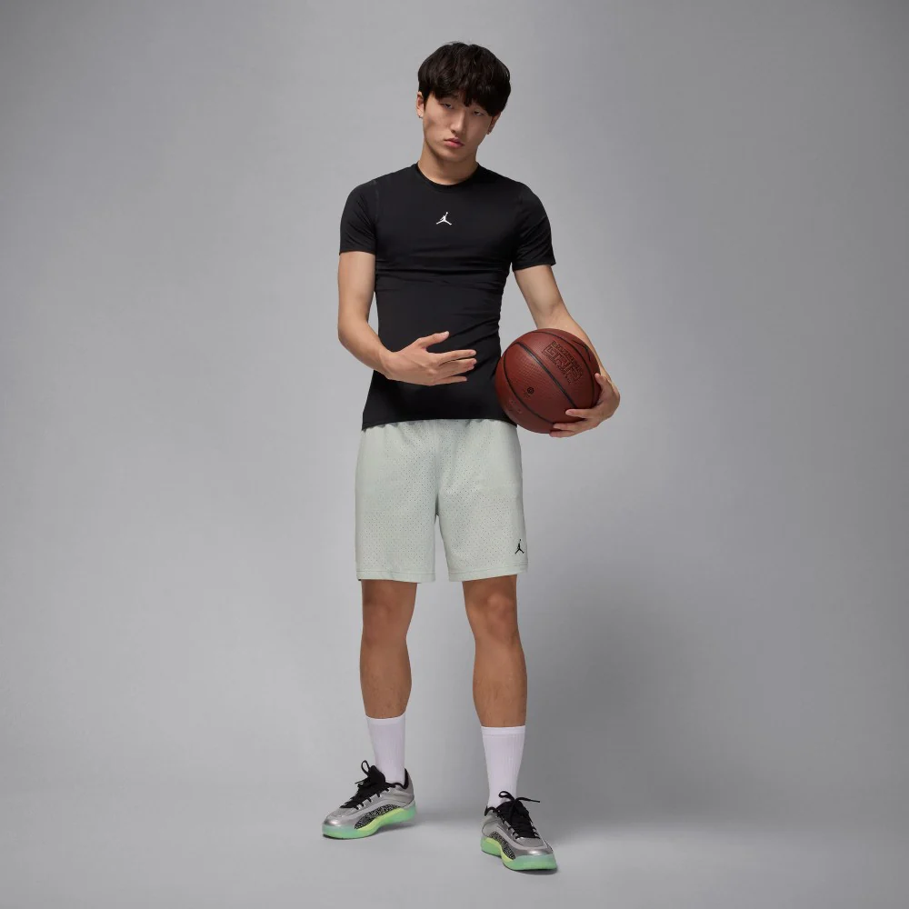 Jordan Sport Dri-FIT Short-Sleeve Base Layer Top - Image 3