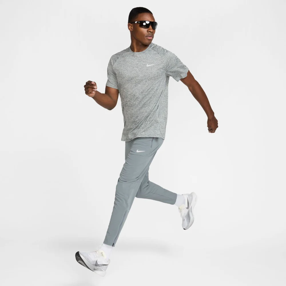 Stride Dri-FIT ADV Running T-shirt - Image 6