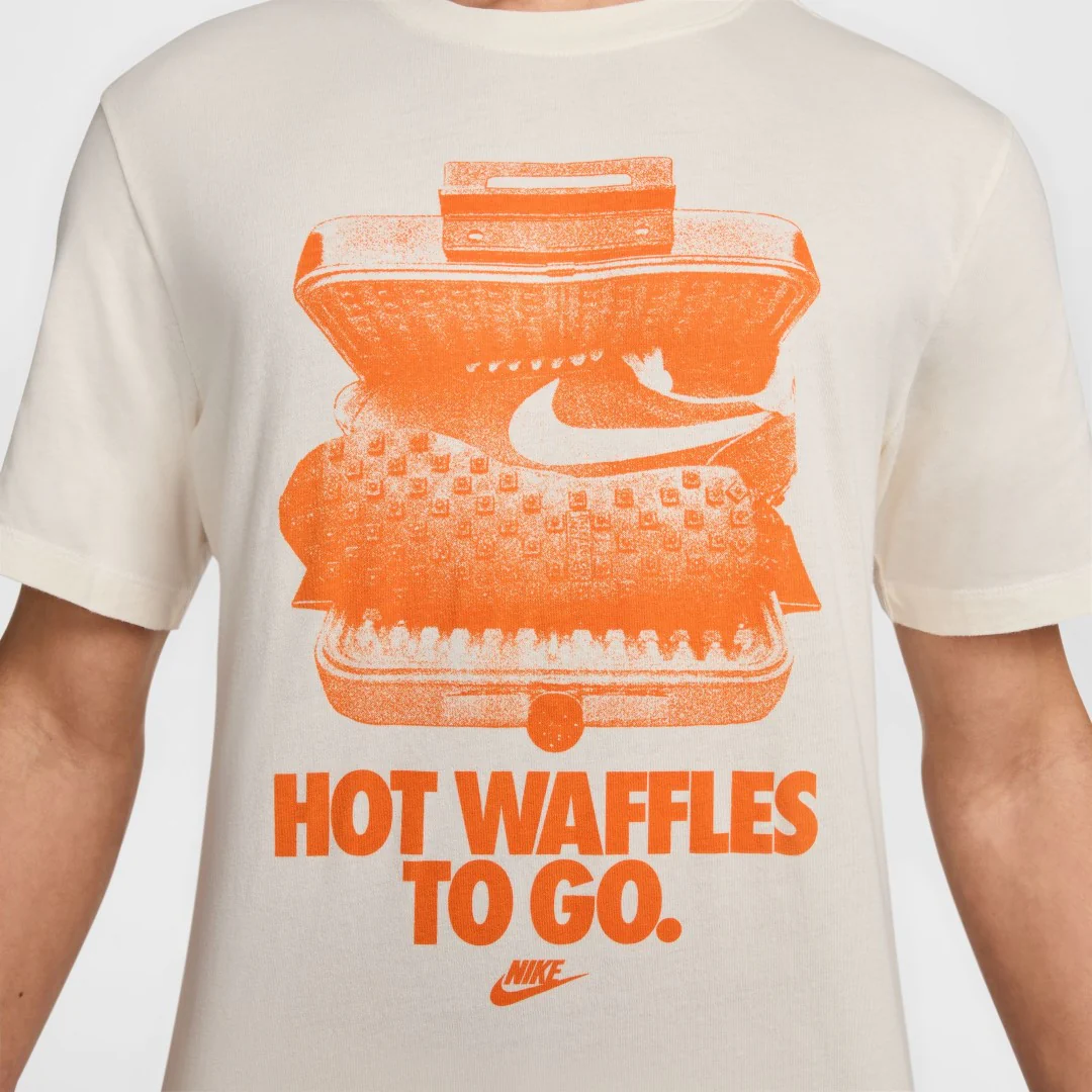 Sportswear T-Shirt - Image 4