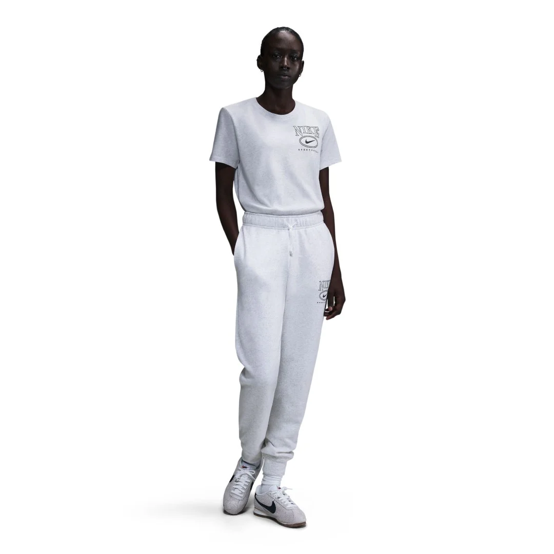Club T-Shirt - Image 5