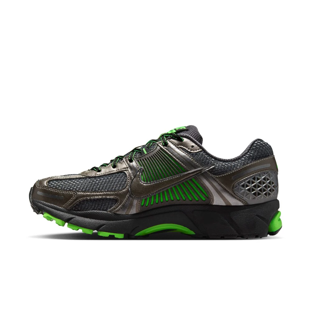 Zoom Vomero 5 Lifestyle Shoes - Image 5