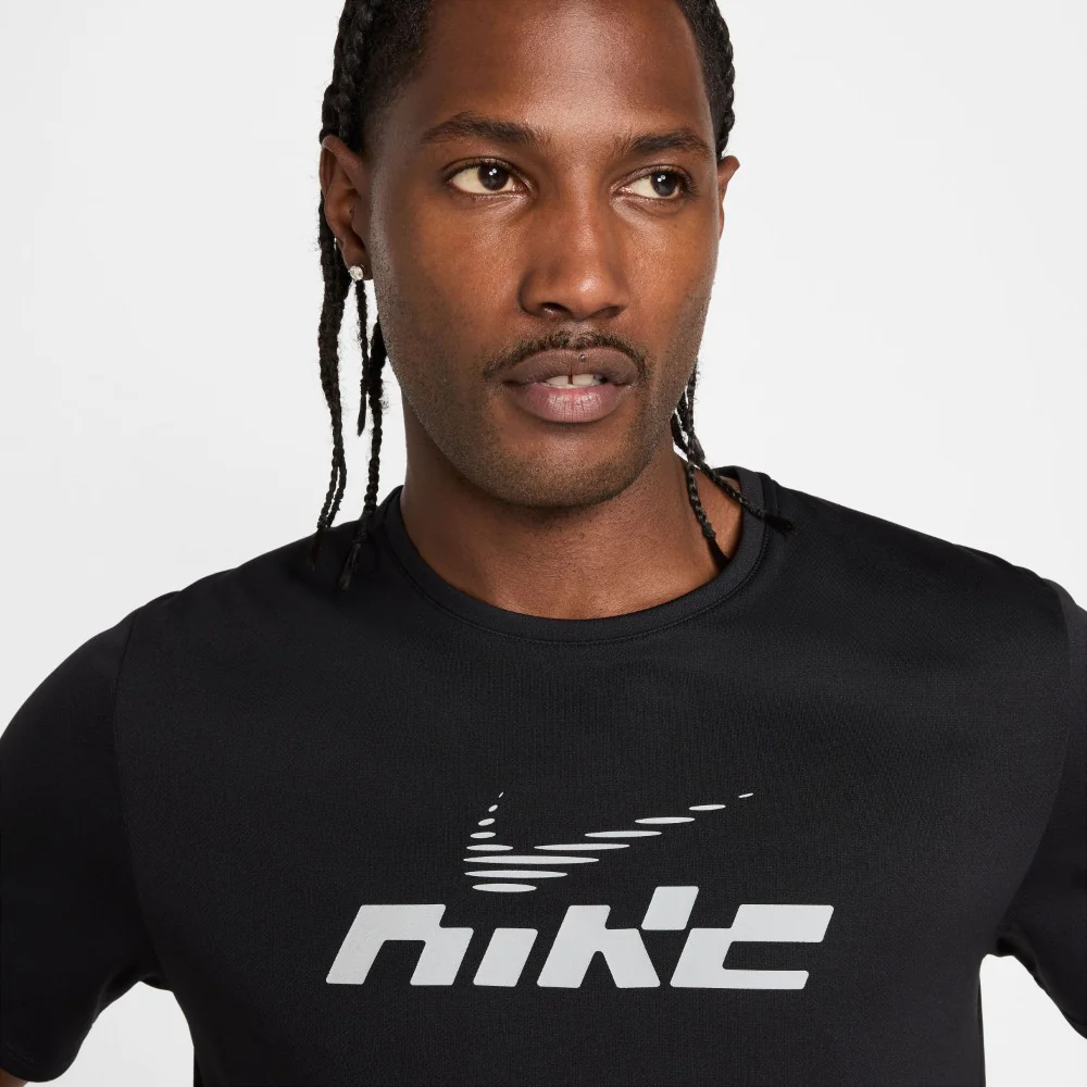 Miler Flash Dri-FIT UV Short-Sleeve Running Top - Image 3