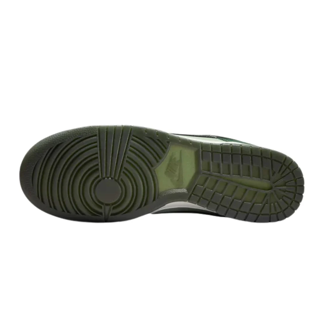 Dunk Low Retro SE Shoes - Image 8