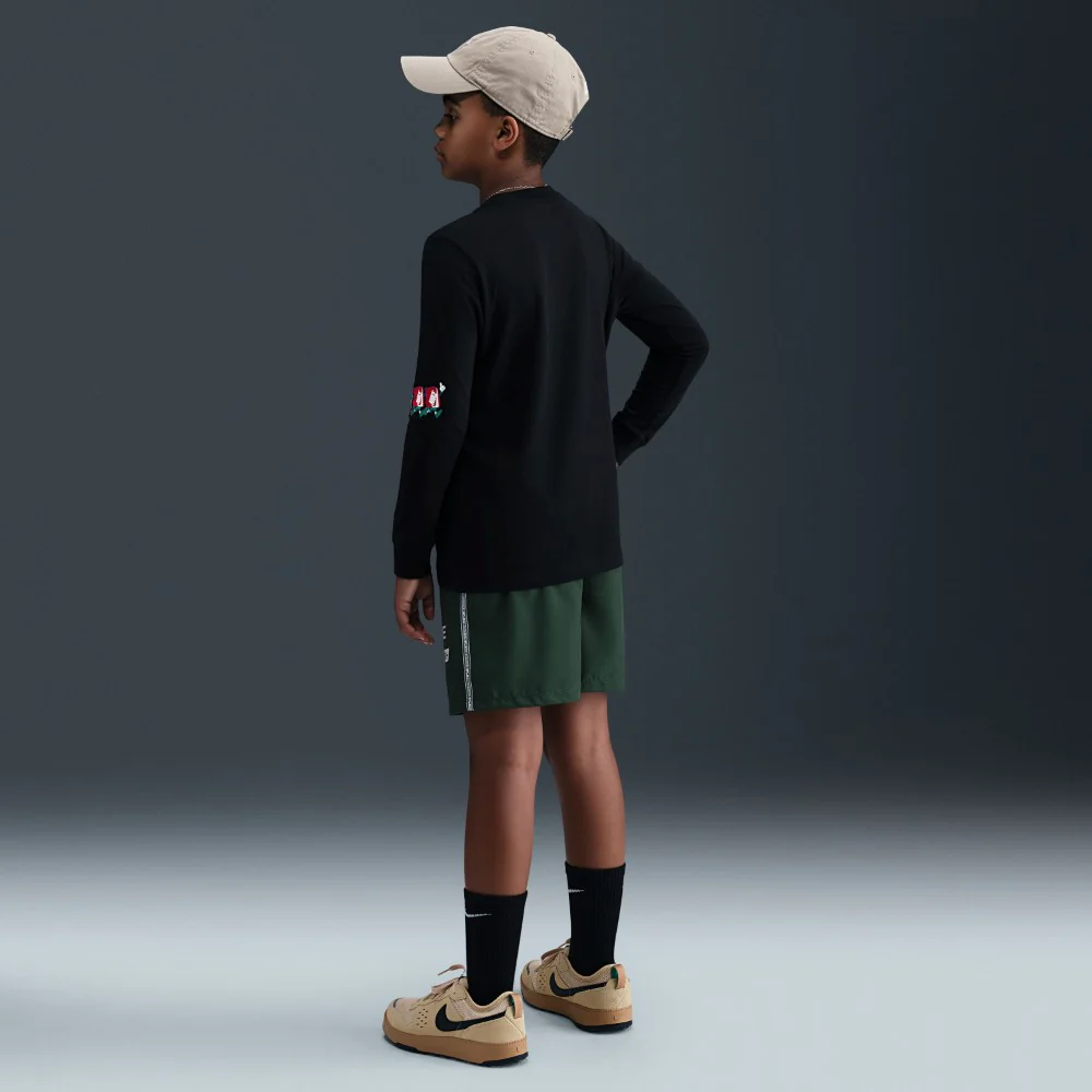 Sportswear T-Shirt - Image 10