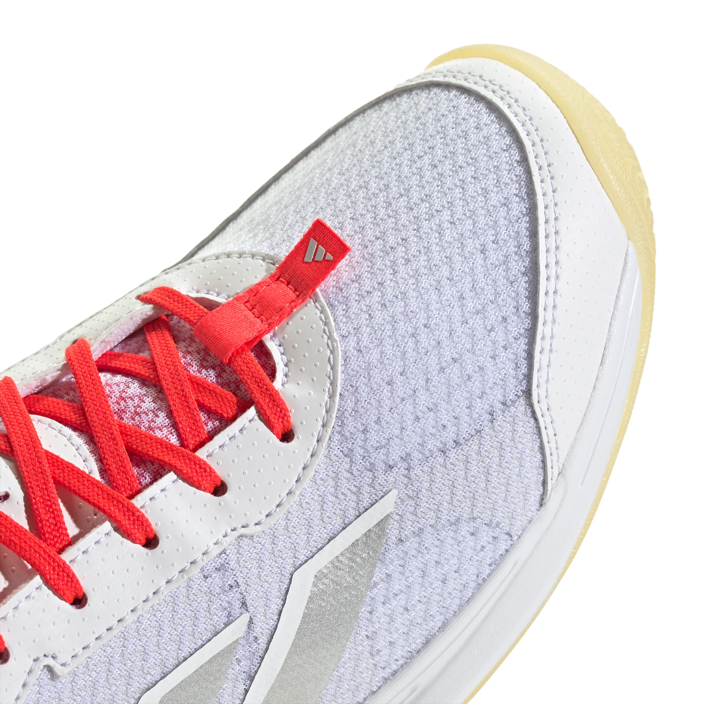 Avaflash Low Shoes - Image 7