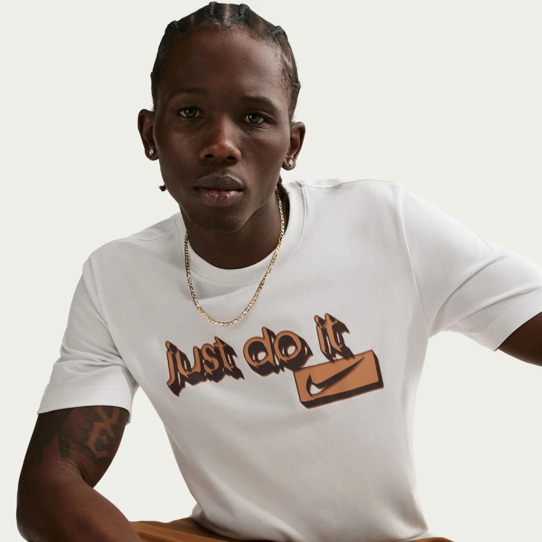 Sportswear T-Shirt - Image 5