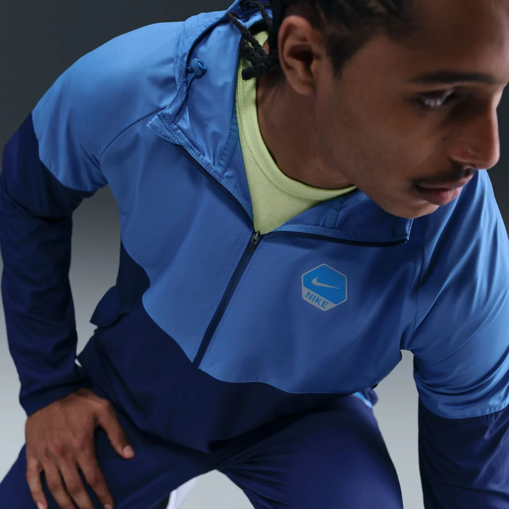 Sportswear City Side Running Jacket - Image 10