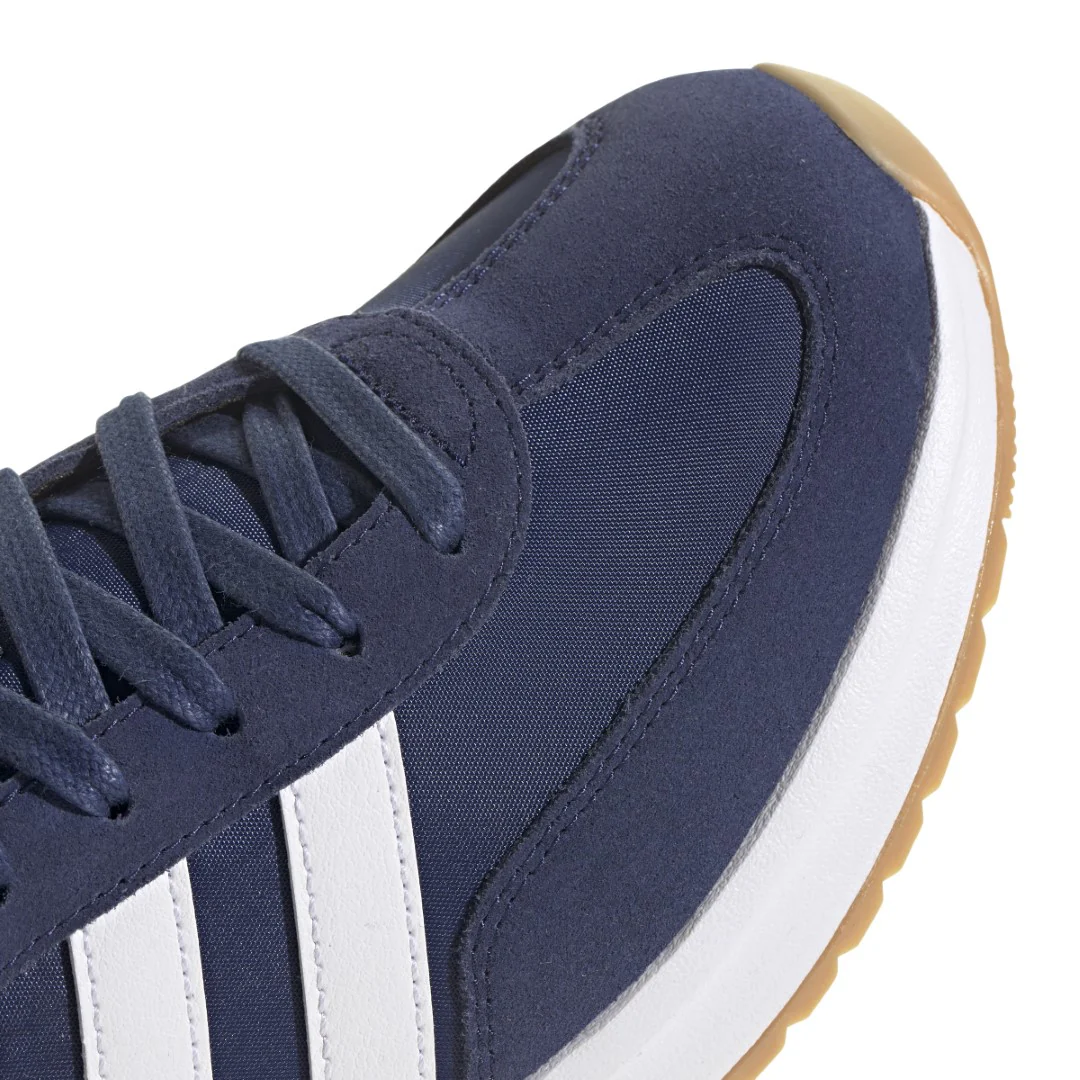 Run 72 Shoes - Image 6