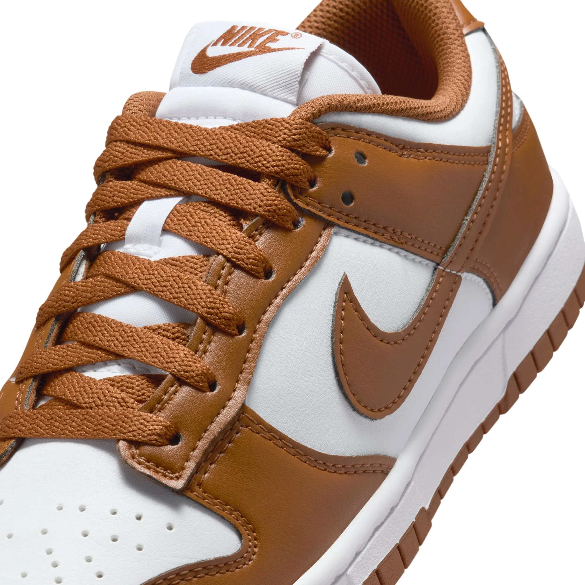 Dunk Low Shoes - Image 5