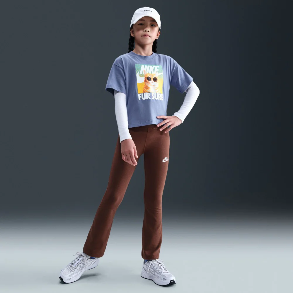 Sportswear T-Shirt - Image 10
