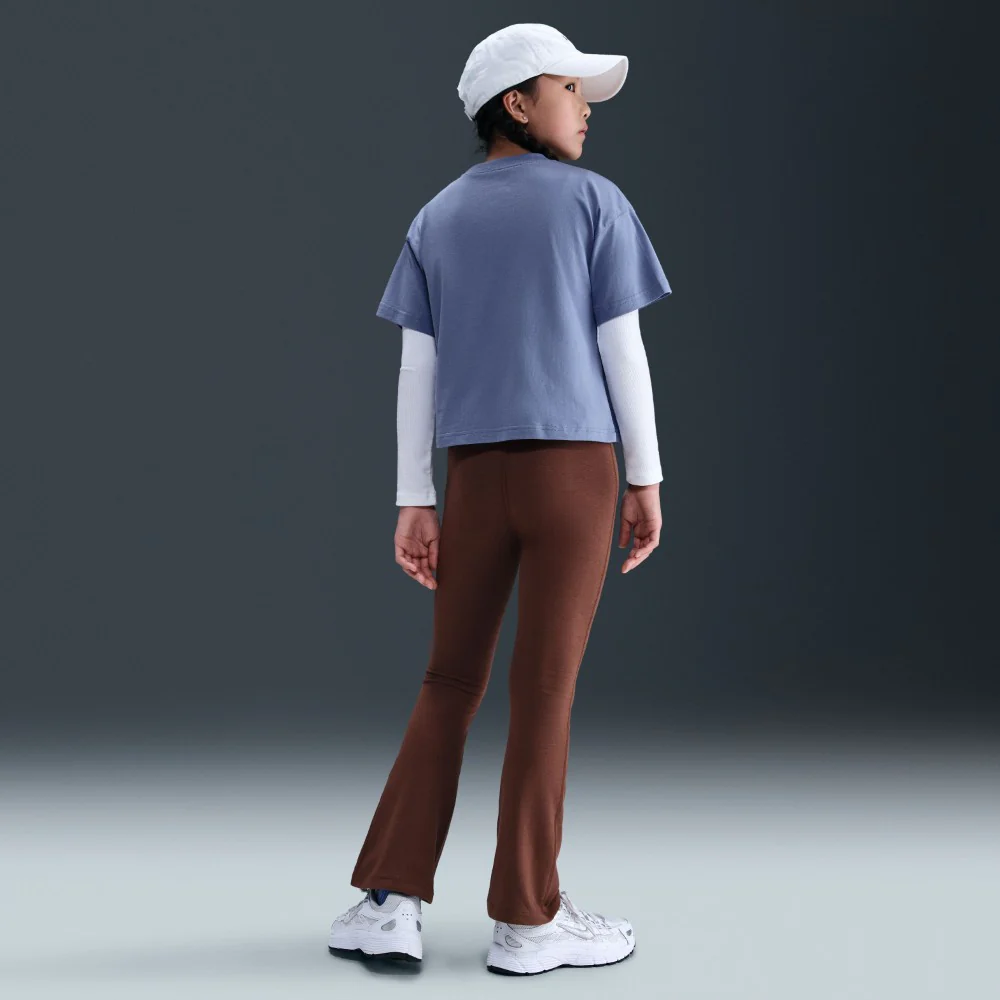 Sportswear T-Shirt - Image 11