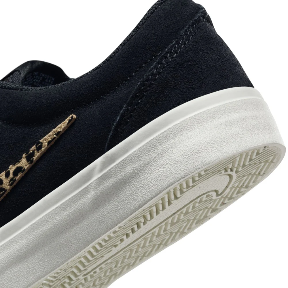 Charge Suede SE Lifestyle Shoes - Image 7