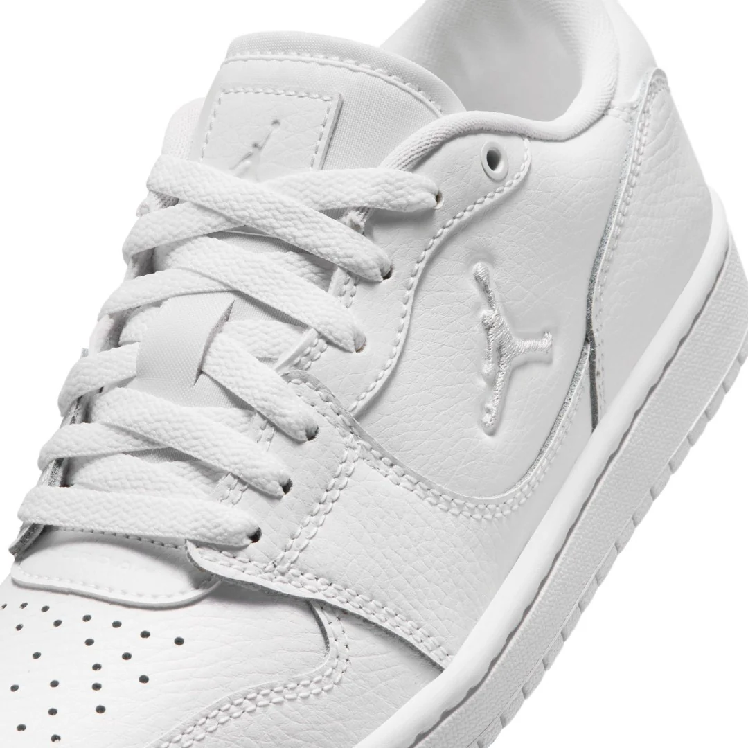 Court Connect Low Shoes - Image 6