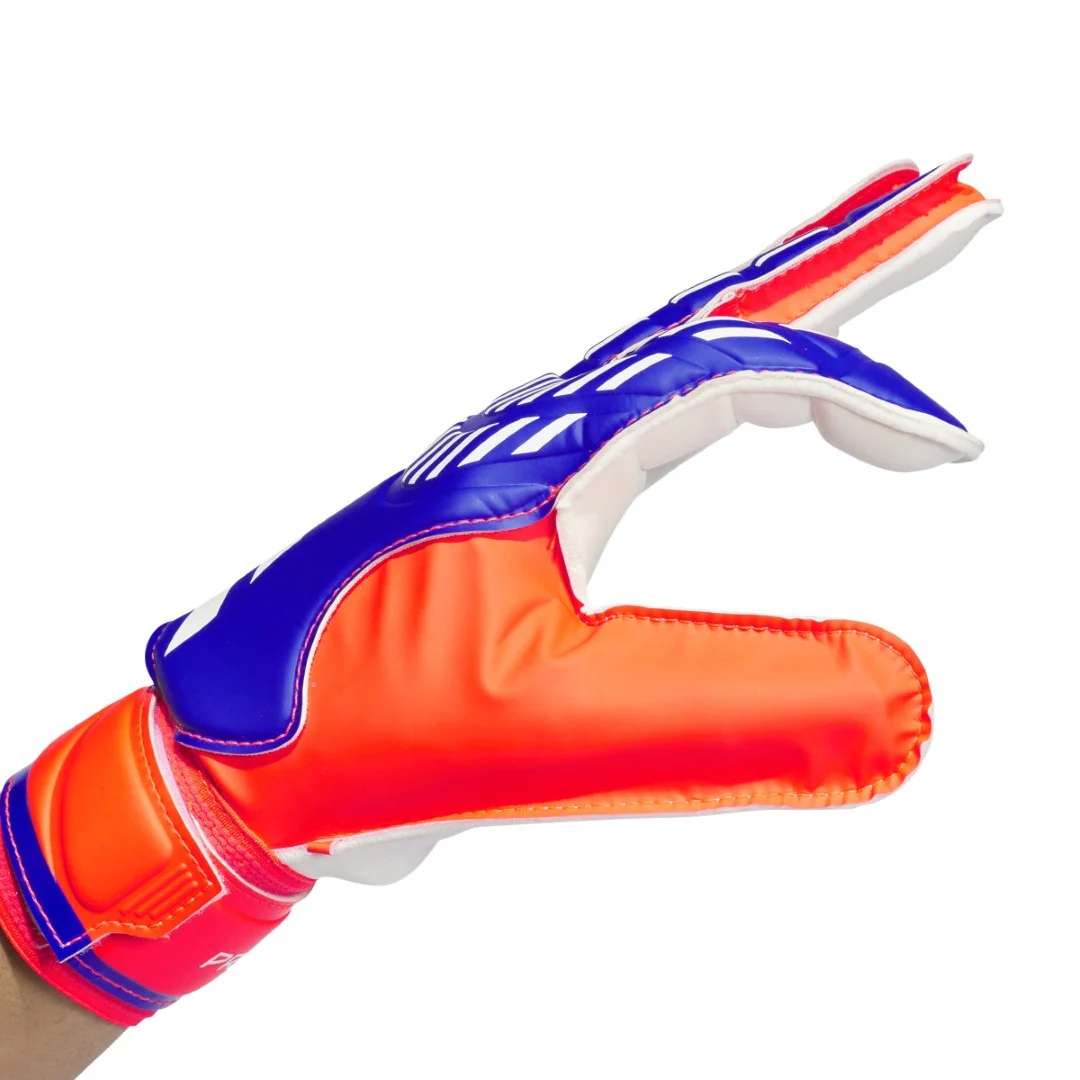 Predator Training Goalkeeper Gloves - Image 4