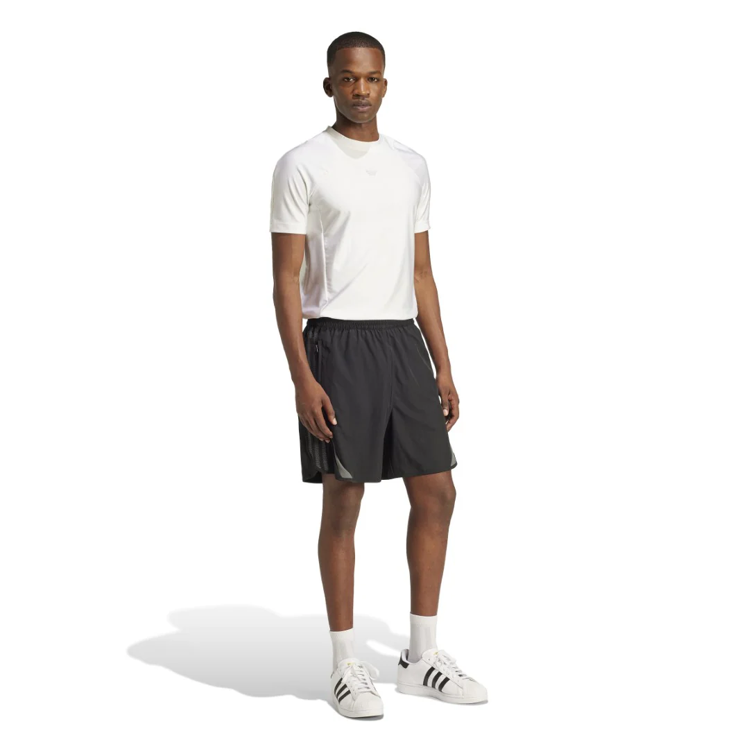 Fashion Cut Line T-Shirt - Image 3