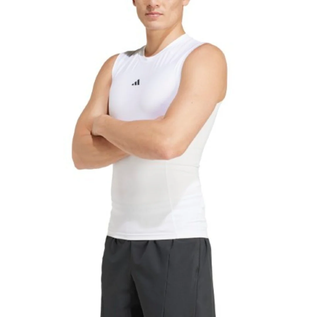 Techfit Compression Training Sleeveless Tank Top - Image 4