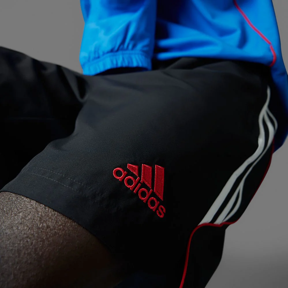 Manchester United UBP Shorts - Image 13