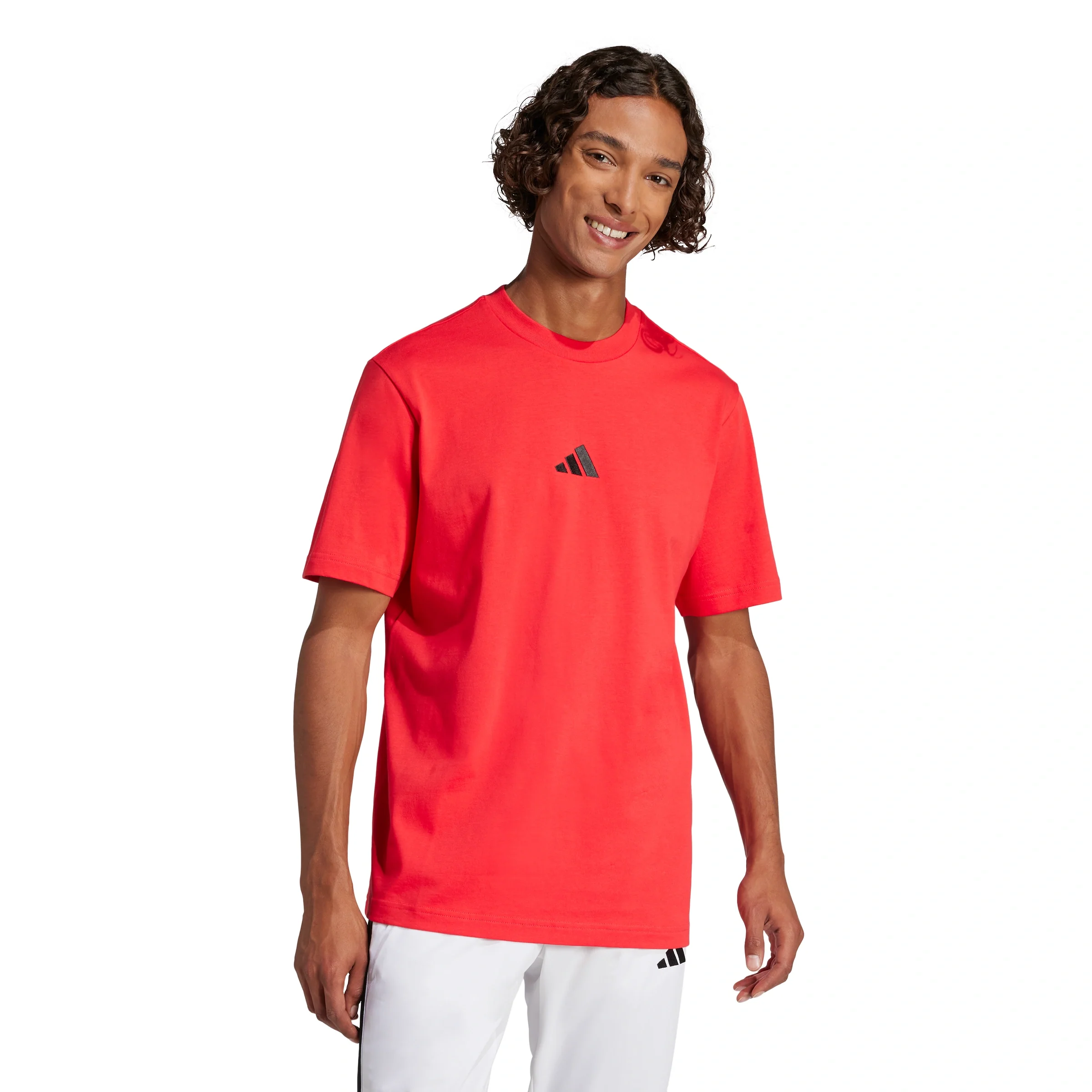 Essentials Small Logo Single Jersey T-Shirt