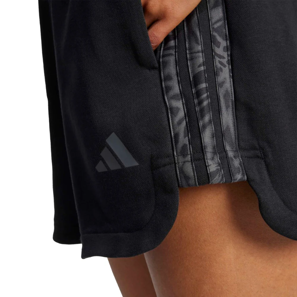 Essentials 3-Stripes Print Shorts - Image 4