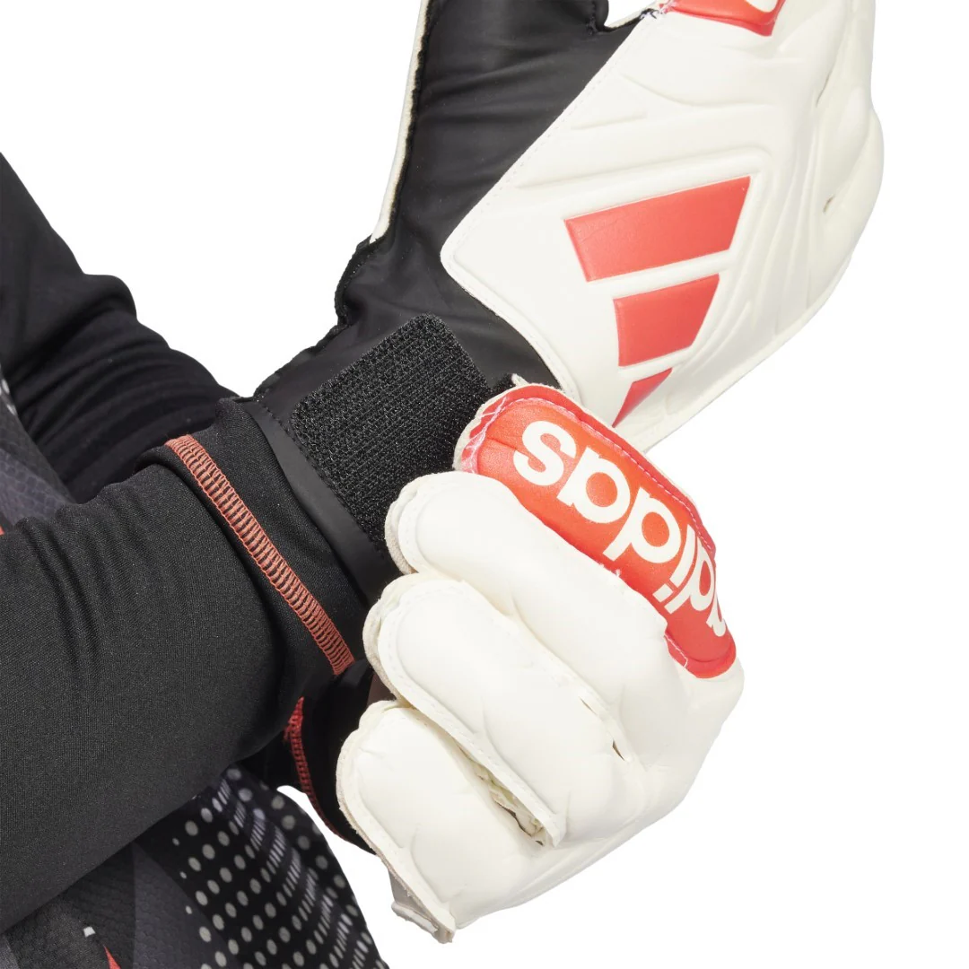 Copa Club Goalkeeper Gloves - Image 4