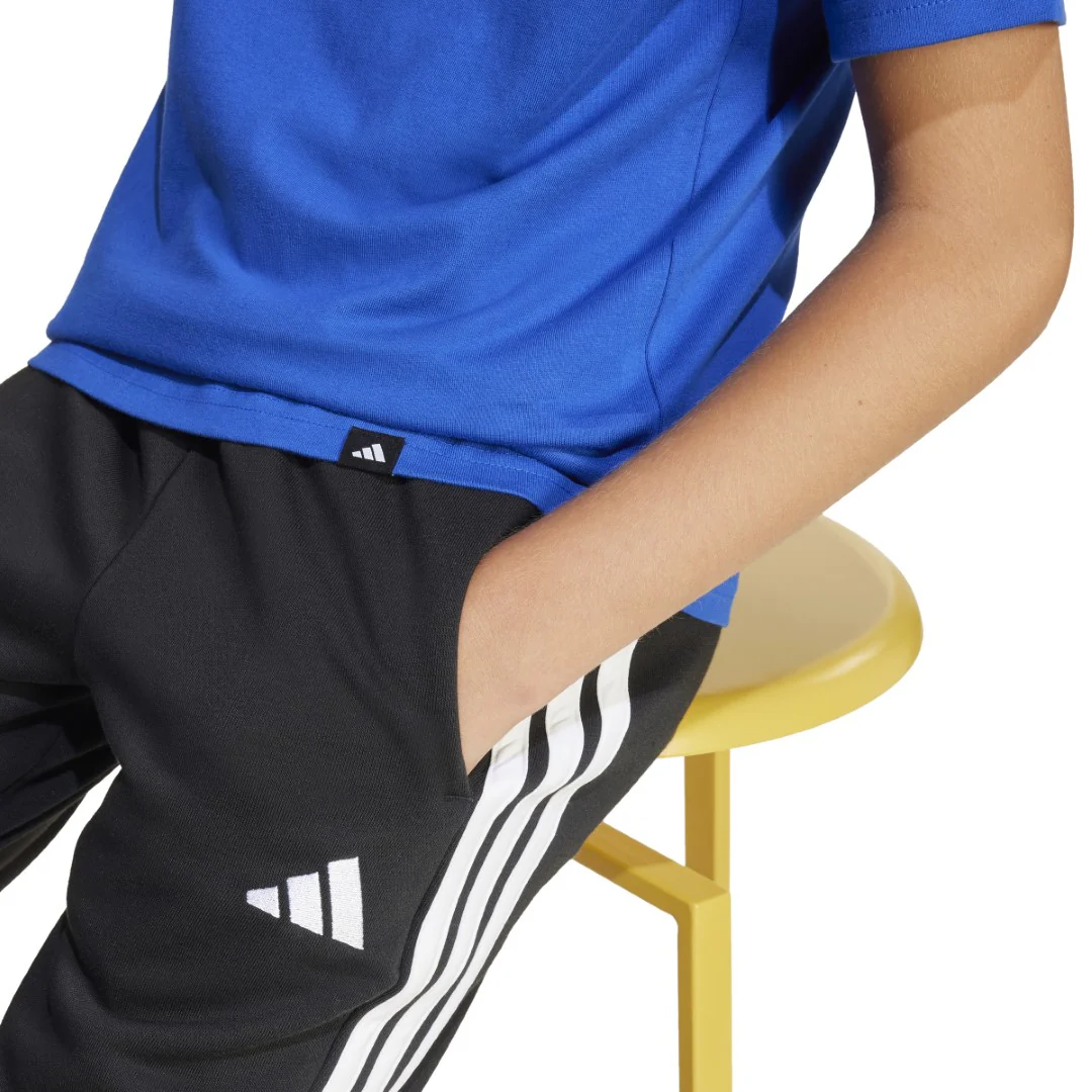Codes Photoreal Logo Graphic T-shirt - Image 7