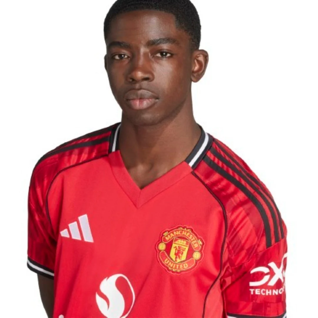 Manchester United 25/26 Home Jersey - Image 5