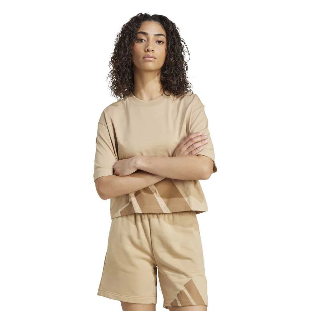 Essentials Big Logo Boyfriend T-Shirt