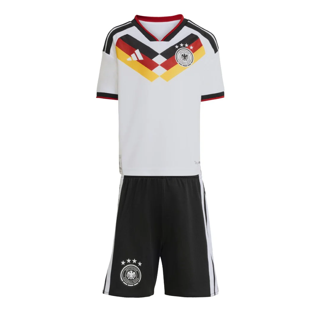 Germany 26 Home Matching Set - Image 8