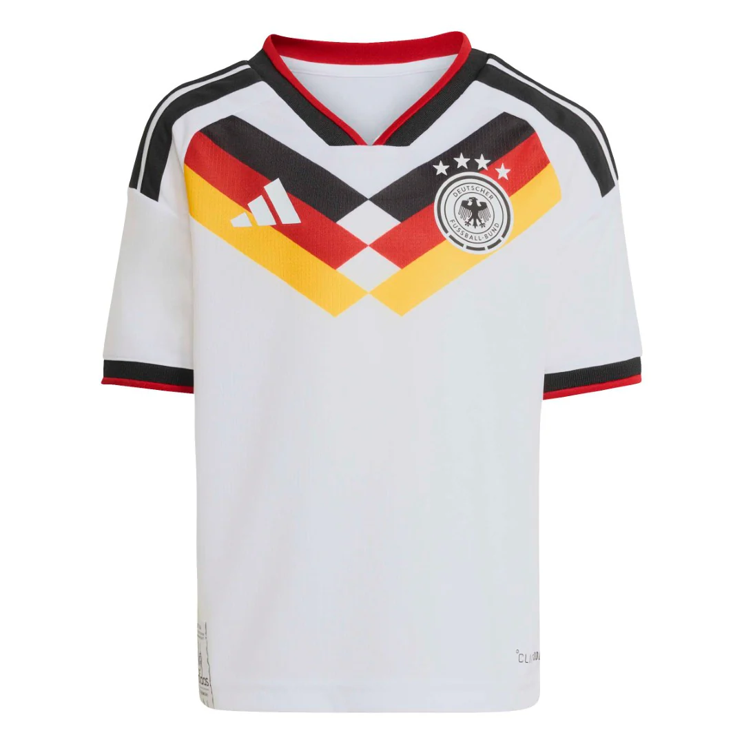 Germany 26 Home Matching Set - Image 9