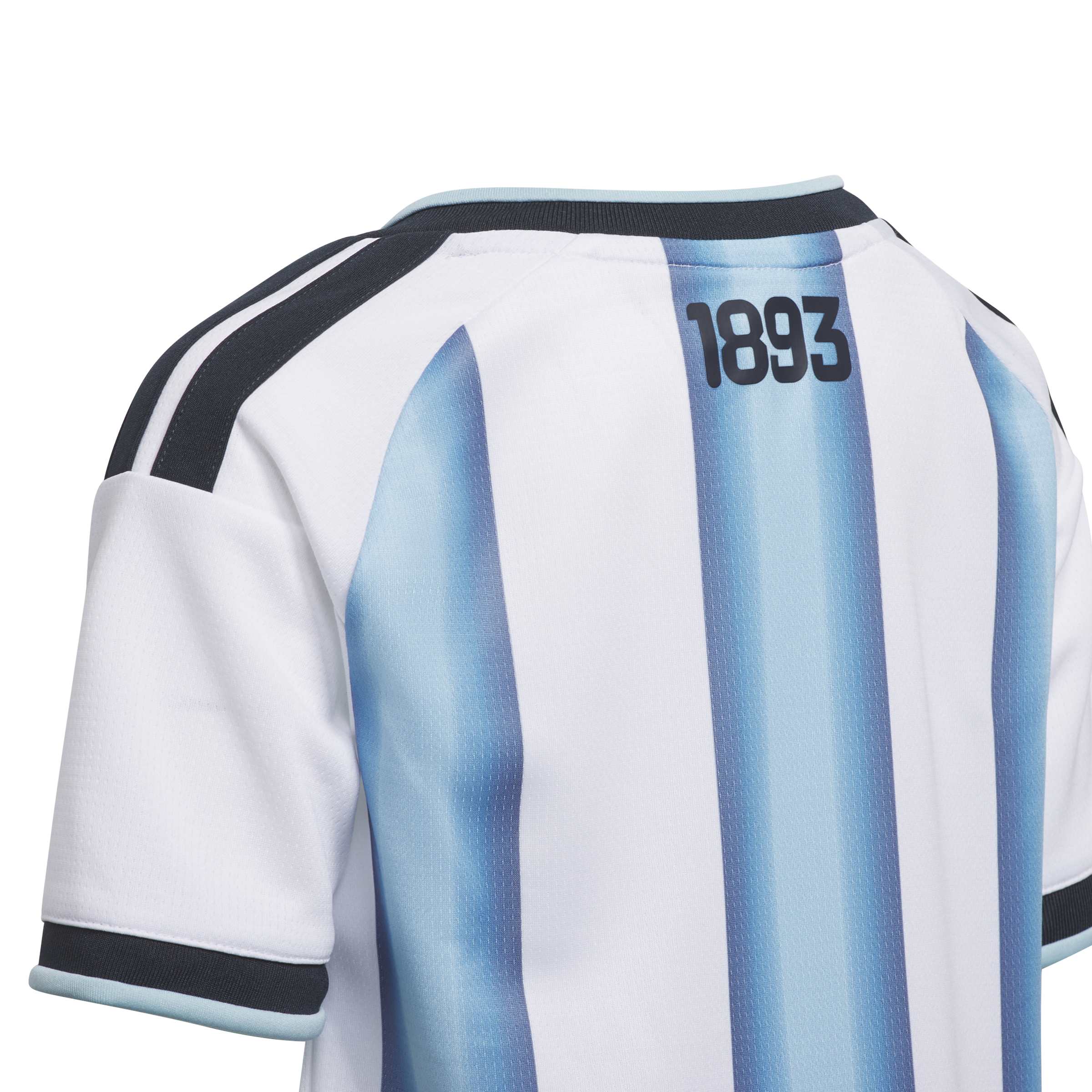 Argentina 26 Home Matching Set - Image 4