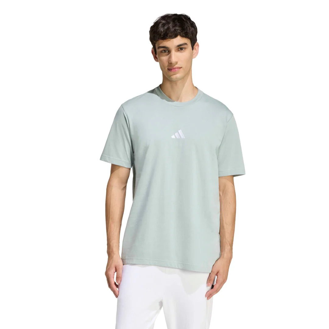 Essentials Small Logo Single Jersey T-Shirt