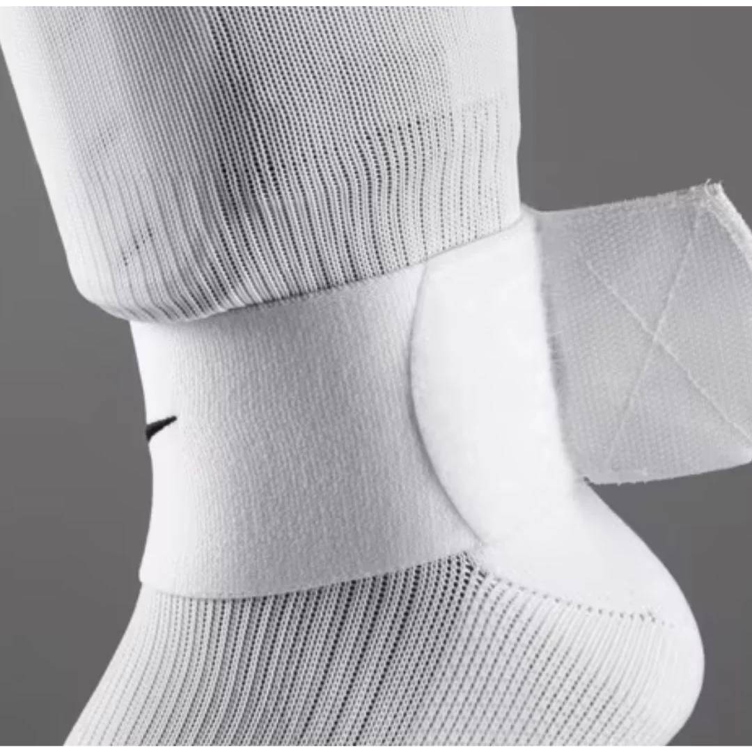 Guard Stay 2 Football Sleeve - Image 4