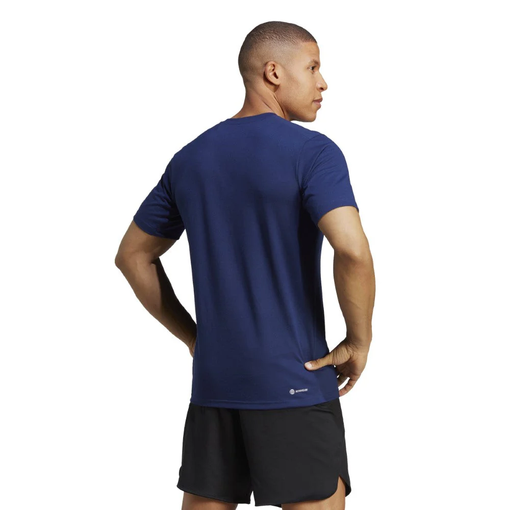 Train Essentials Seasonal Logo Training T-shirts - Image 2