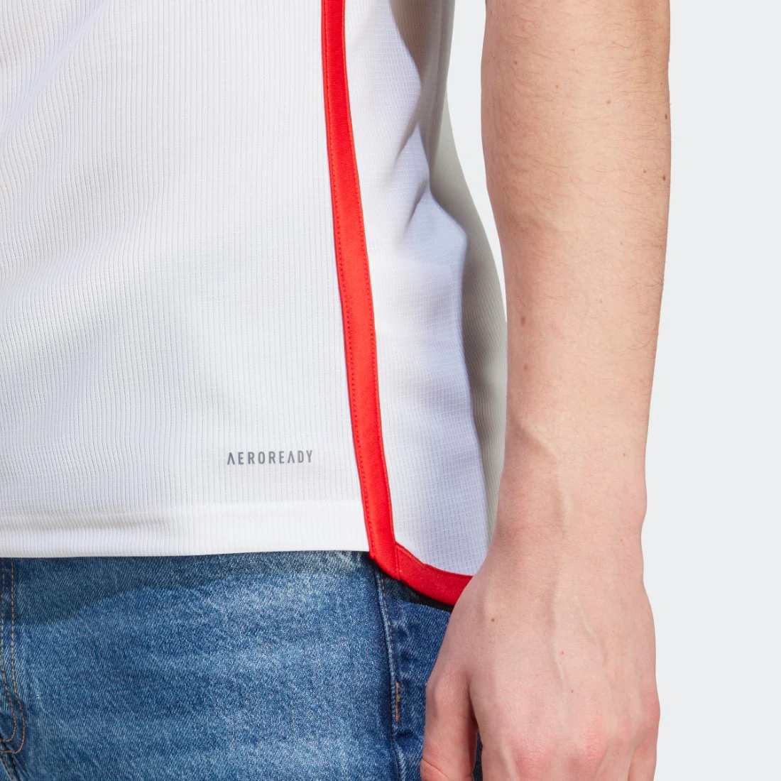 Fc Bayern 23/24 Home Jersey - Image 5