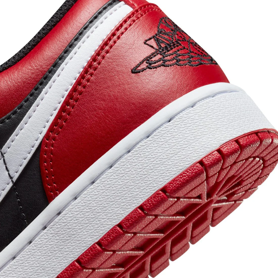 Air Jordan 1 Low Lifestyle SHoes - Image 4
