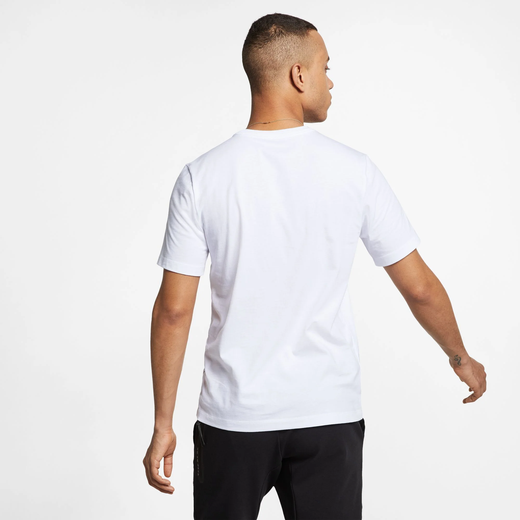 Sportswear T-Shirt - Image 2