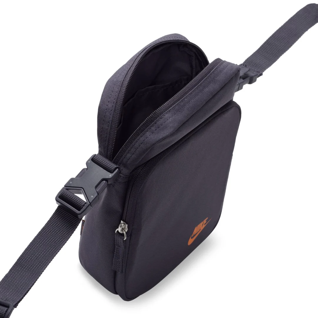 Heritage Cross Bag - Image 4
