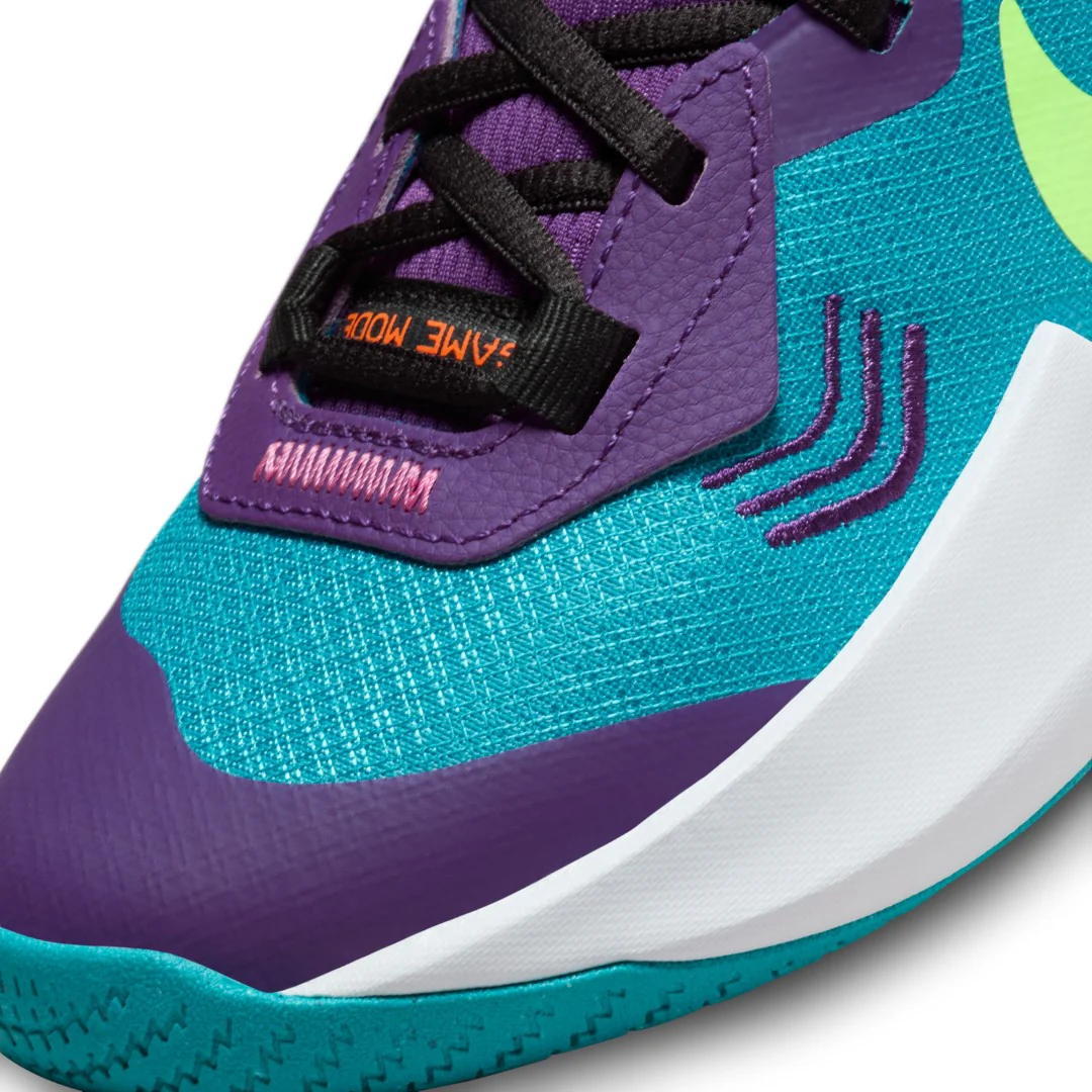 Air Zoom Crossover Gs Basketball Shoes - Image 4