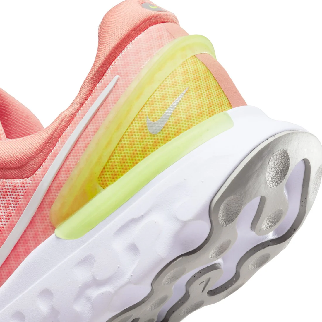 React Miler 3 Running Shoes - Image 5