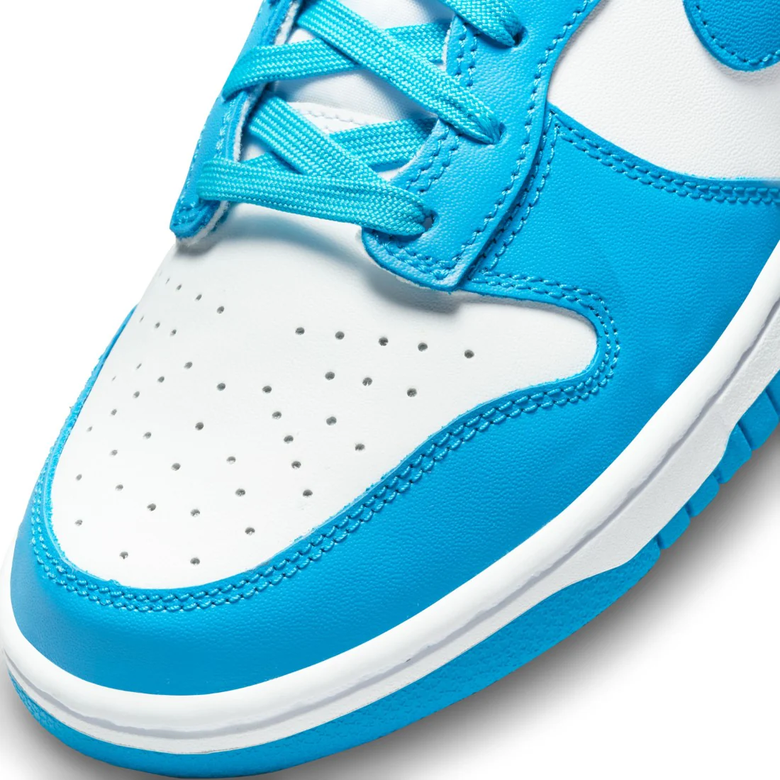 Dunk High Lifestyle Shoes - Image 6