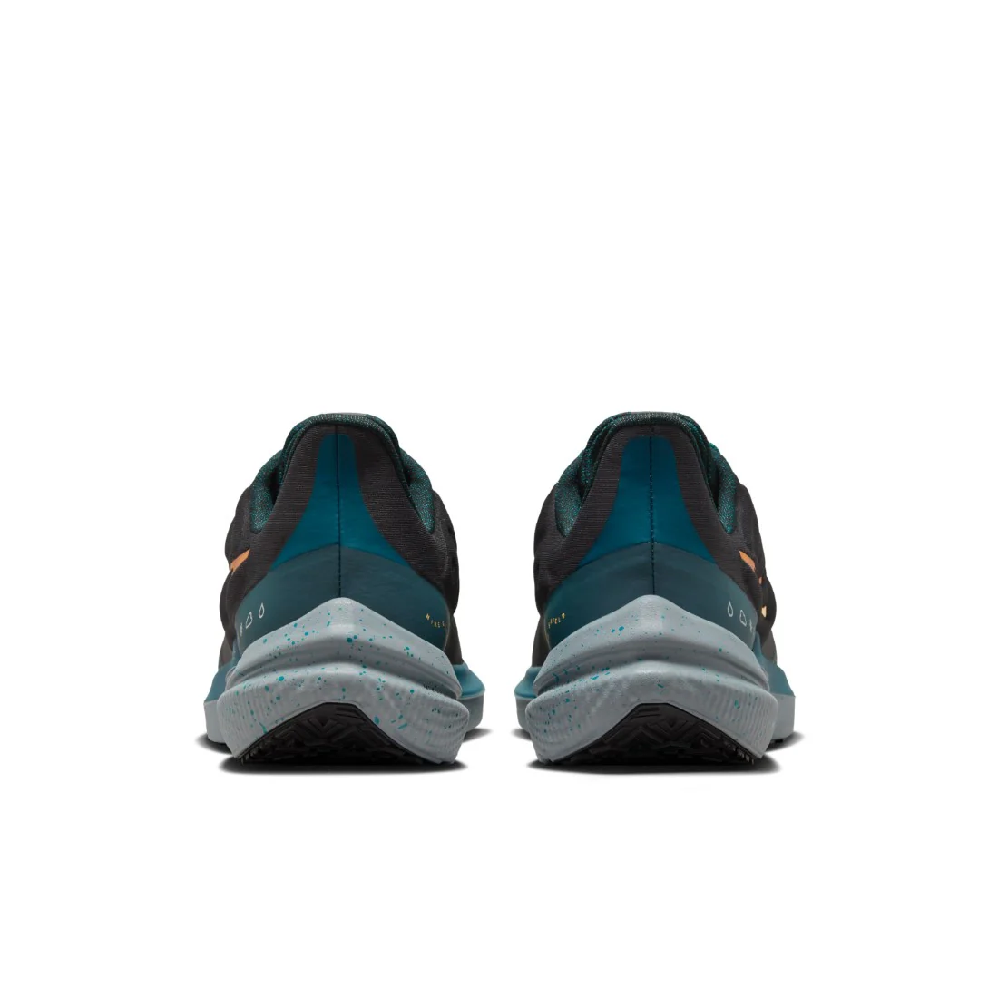 Air Winflo 9 Shield Running Shoes - Image 5