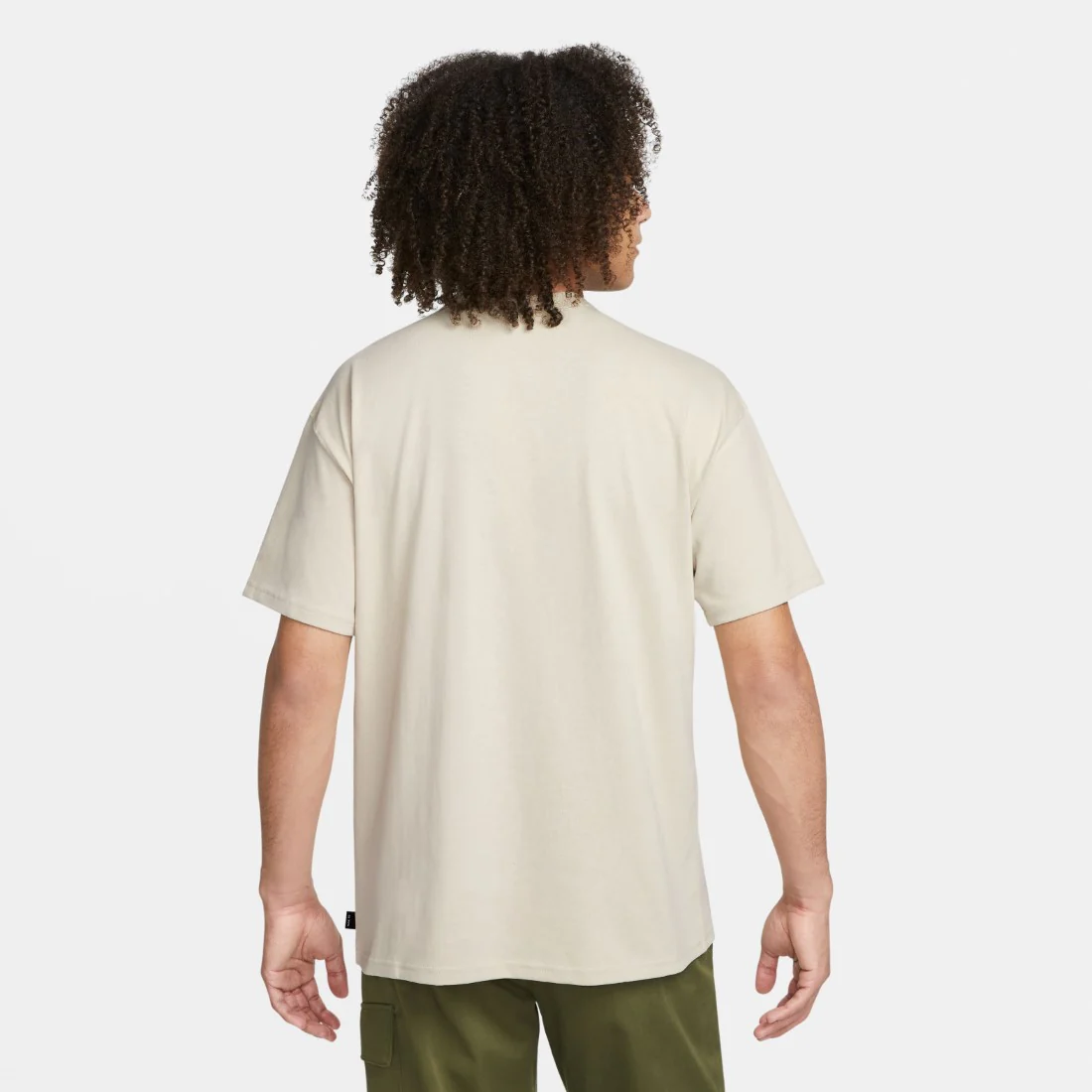 Sportswear Premium Essentials - Image 2