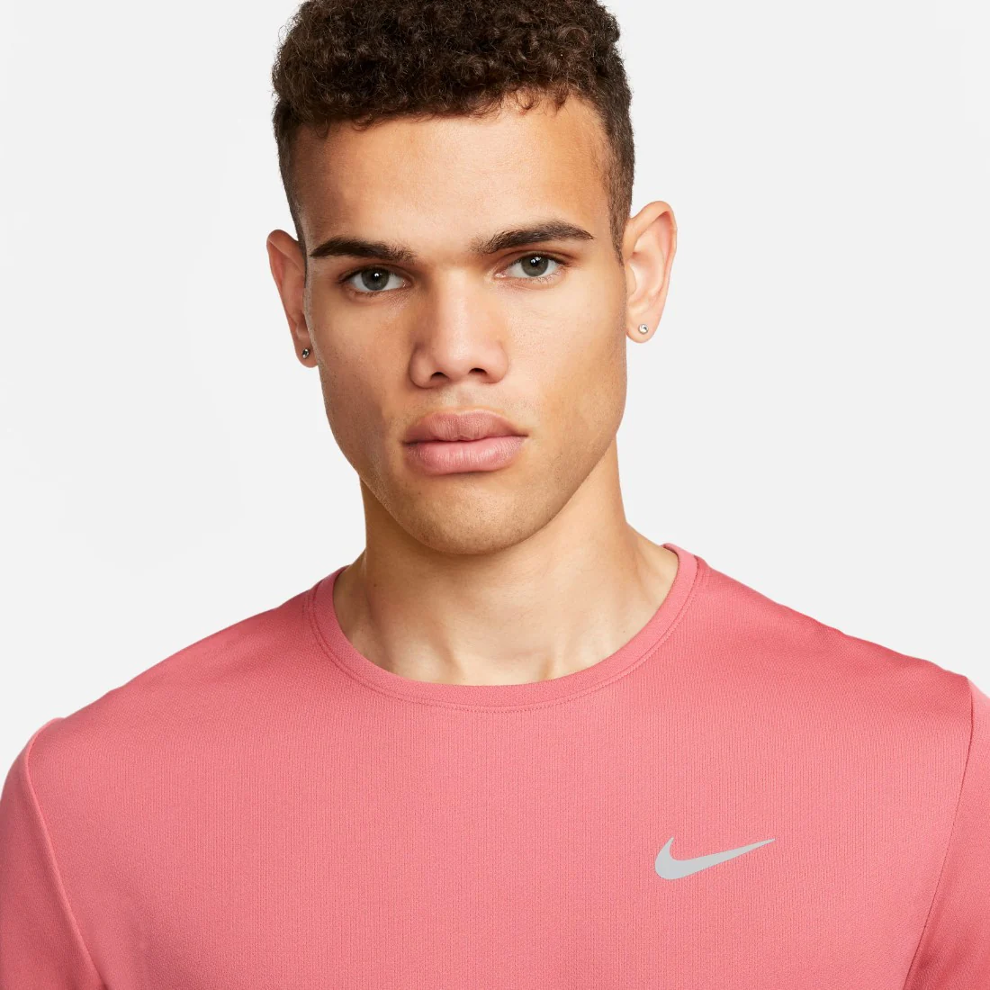 Miler Dri-FIT UV T-shirt - Image 3