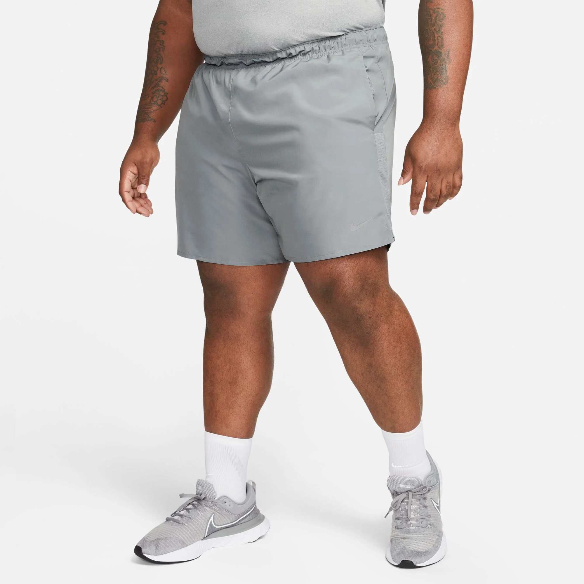 Challenger Dri-FIT Unlined Running 7Inch Shorts - Image 13