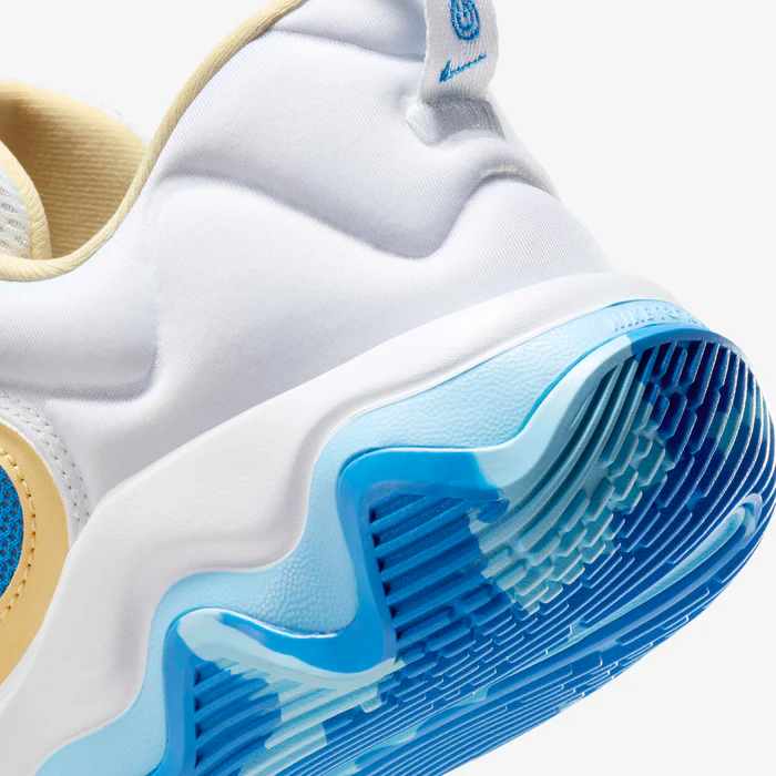 Giannis Immortality 3 Basketball Shoes - Image 2